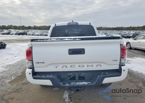 2017 Toyota Tacoma Double Cab z USA, uszkodzony, nr VIN 3TMGZ5AN6HM086161